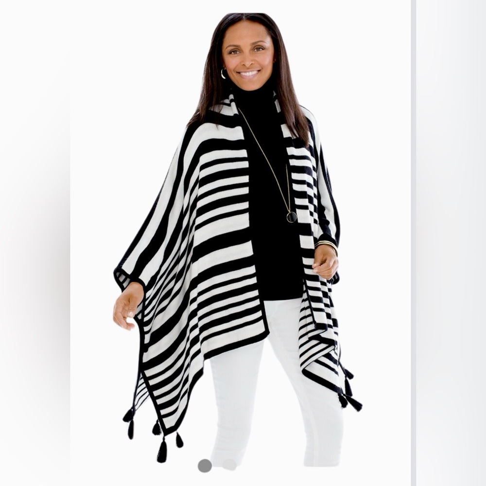 NWT Chico's Black & White Women's Covering Sweater with Tassles - One Size OS